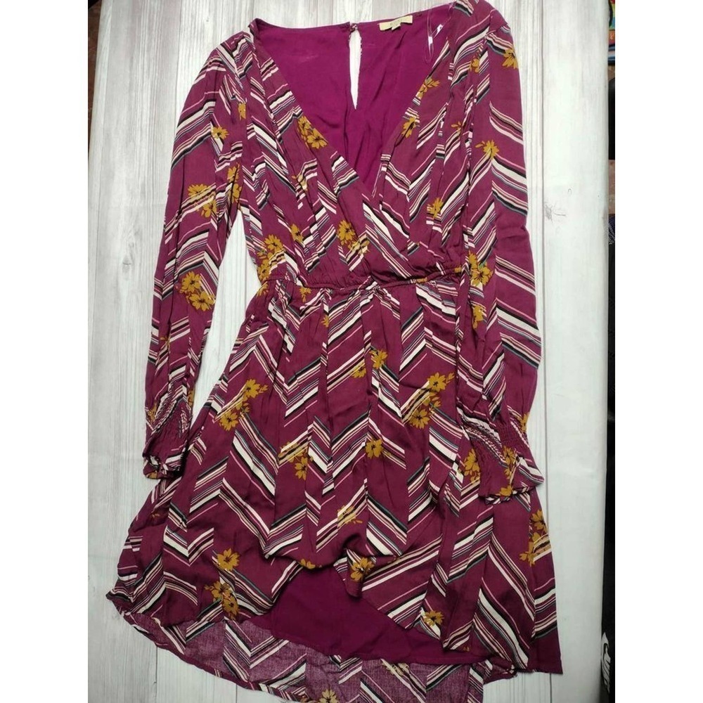 Kori‎ America Purple Chevron Floral Surplice V-Neck High-Low Mini Dress Small